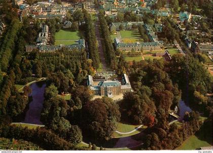 Zeist NL Het Slot van Zeist Fliegeraufnahme