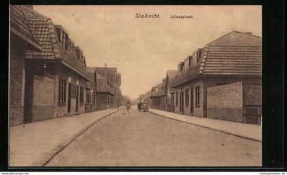 AK Sliedrecht, Julianastraat