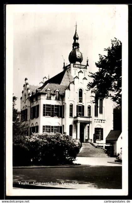 AK Vught, Gemeentehuis, voorzijde