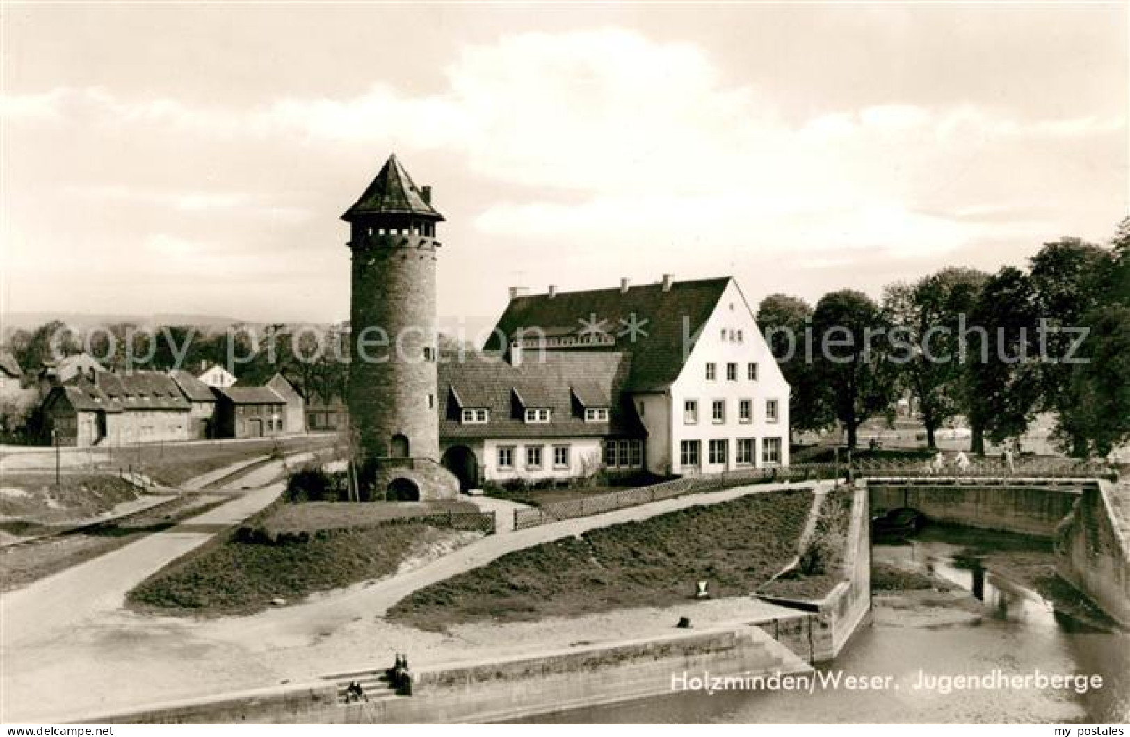 Holzminden Weser Jugendherberge Turm