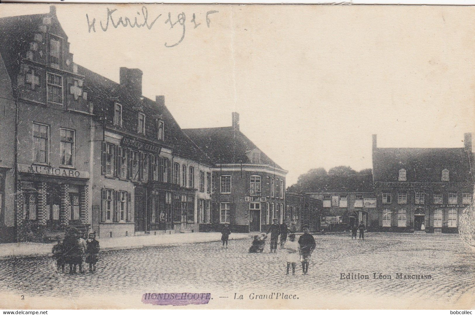 HONDSHOOTE (Nord): La Grand'Place