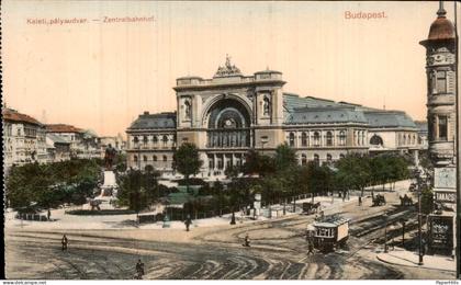 Hongarije Hungary - Budapest - Bahnhof