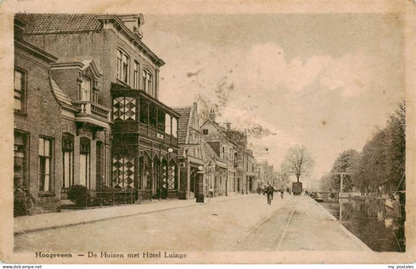 Hoogeveen NL De Huizen met Hotel Luinge