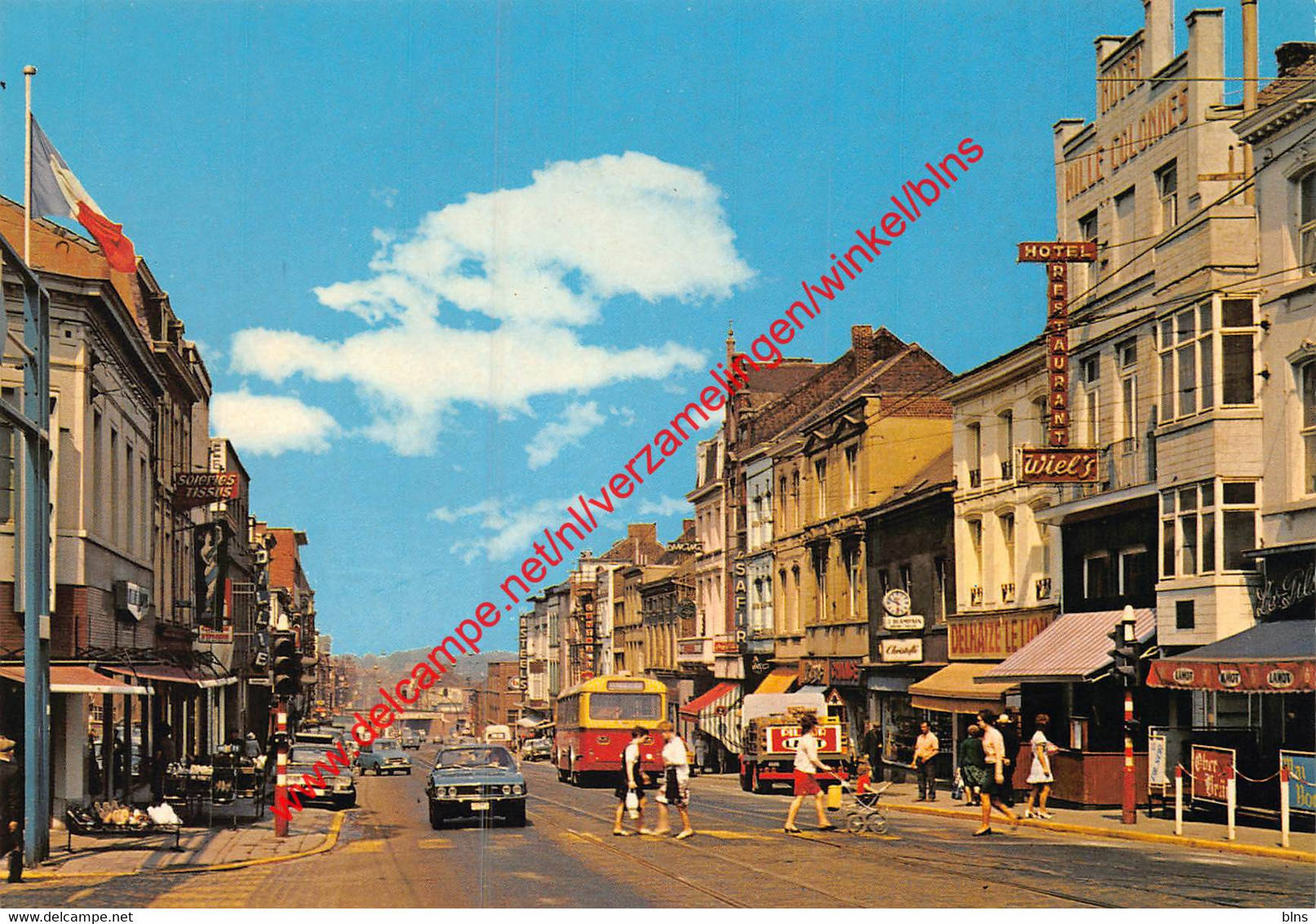 Hôtel Mille Colonnes - Rue Sylvain Guyaux - La Louvière