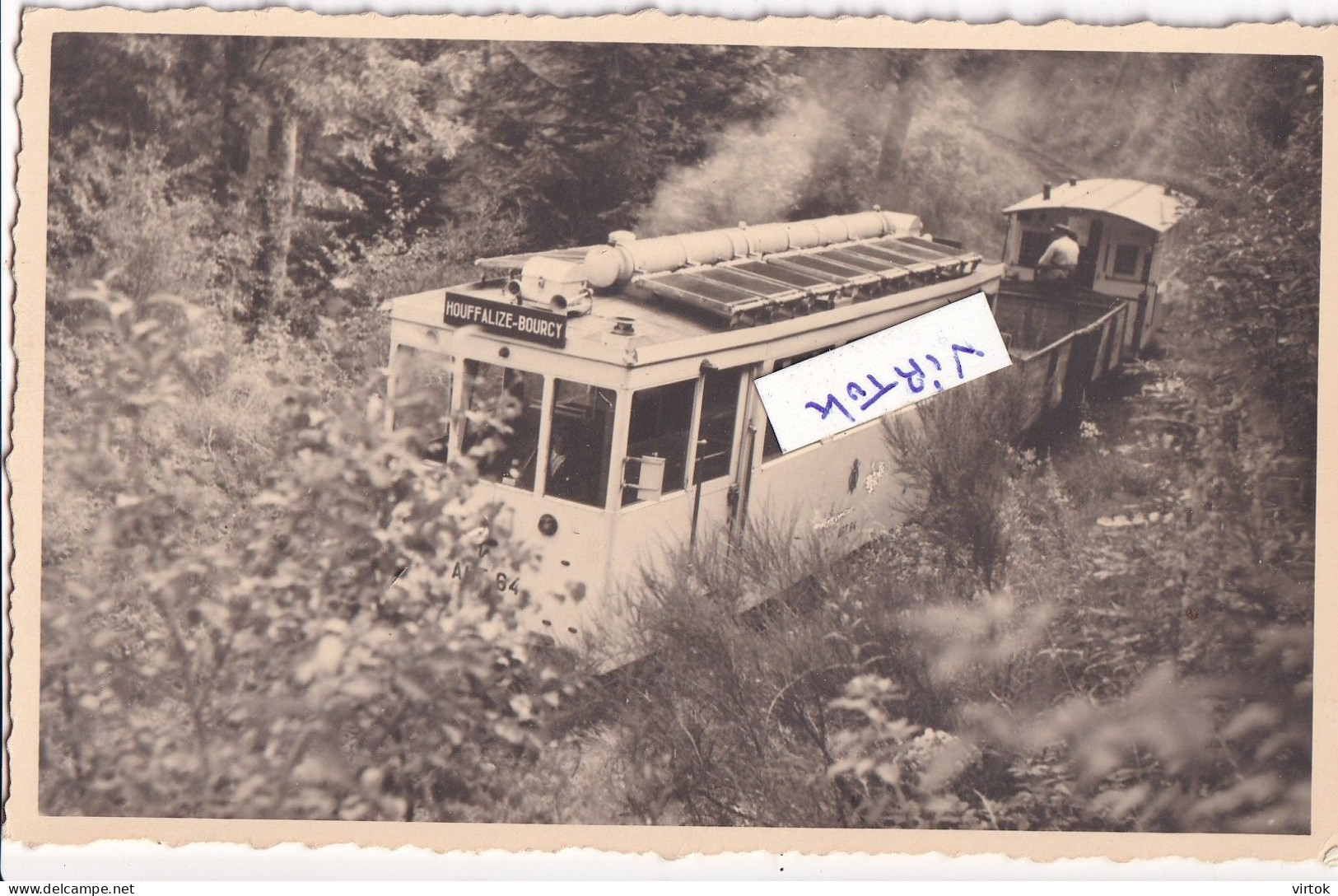 Houffalize    : carte photo 1952 : dernier tournant    -    TRAM     (  voir scans )  Ligne Houffalize - Bourcy