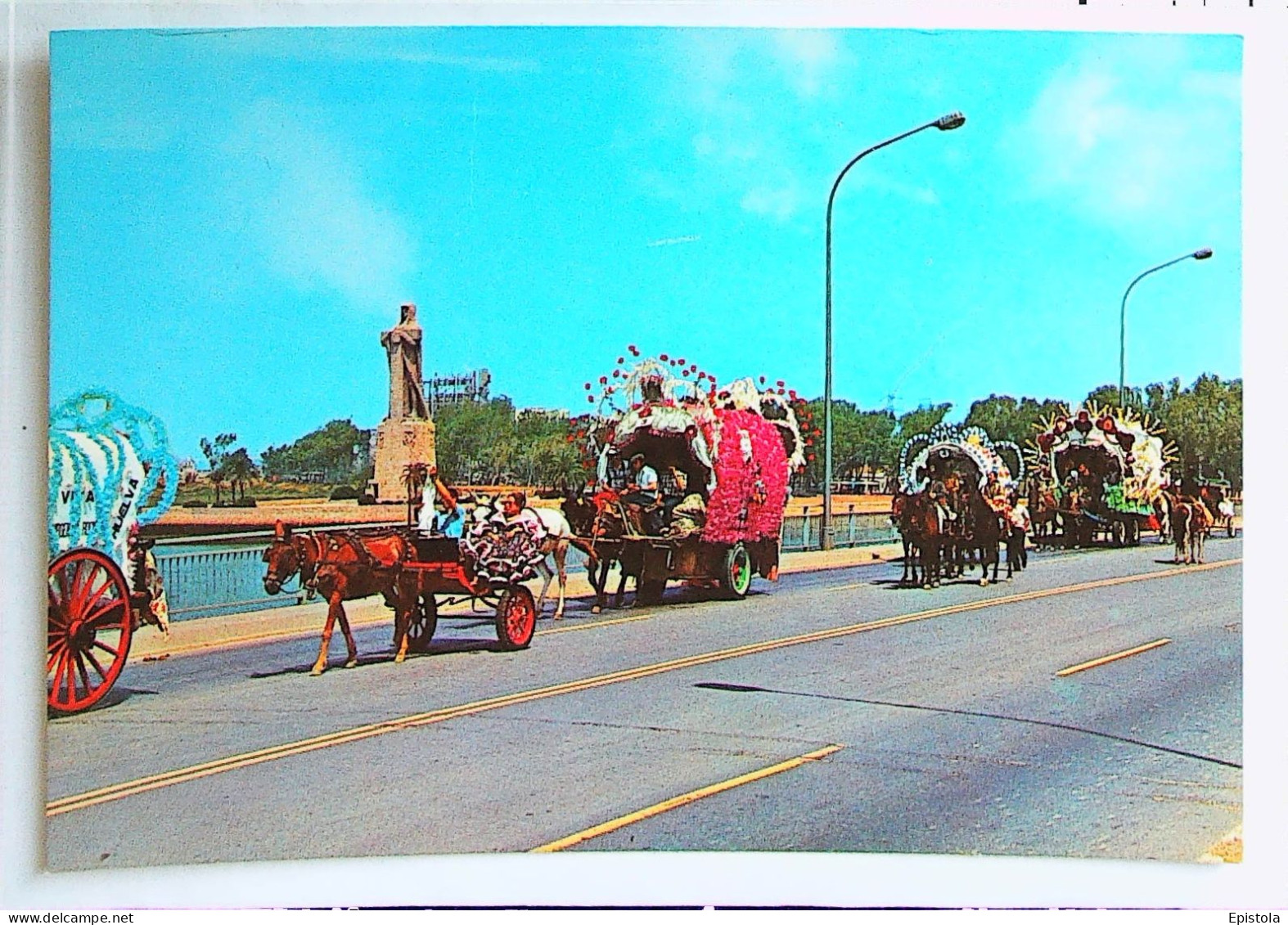 ►   Huelva Défilé de charrette carrosse