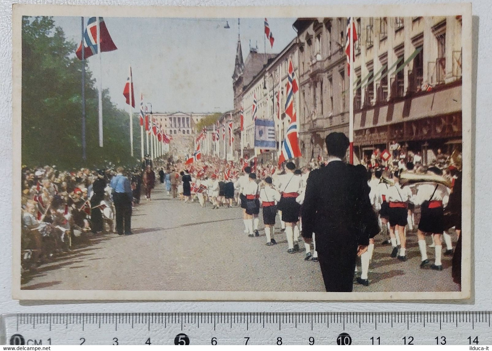 I122008 Cartolina Norvegia - Oslo - Karl Johan 17 mai - VG 1956