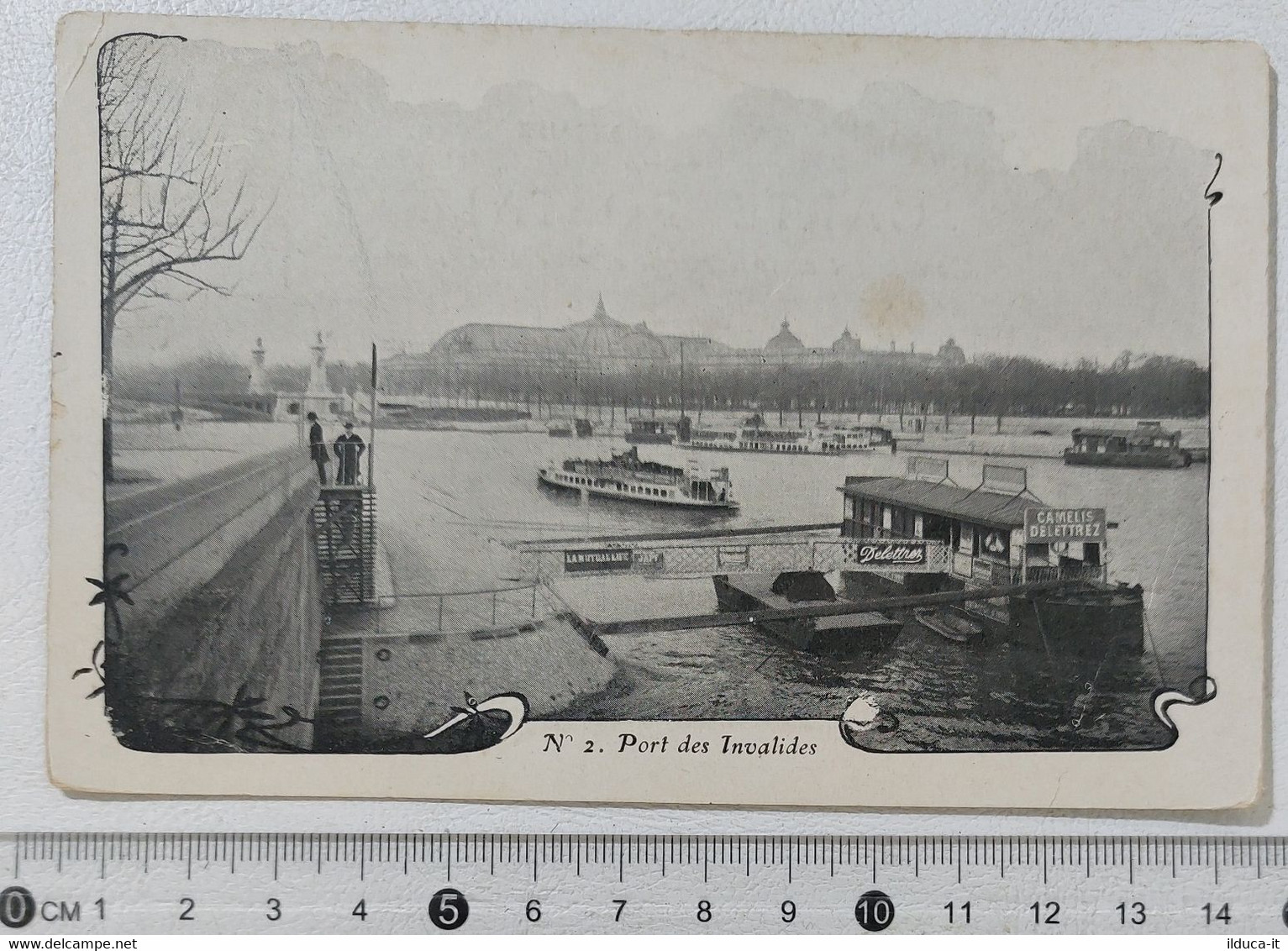 I122099 Cartolina Francia - Paris - Port des Invalides