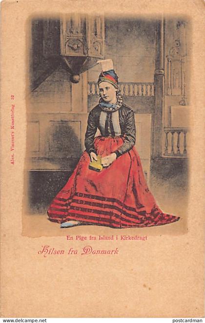 ÍSLAND Iceland - En Pige fra Island i Kirkedragt