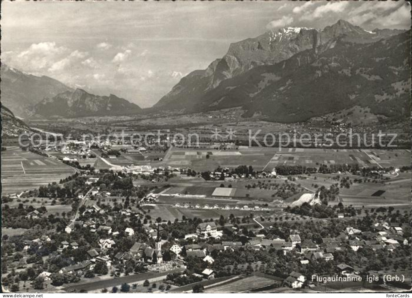 Igis Fliegeraufnahme