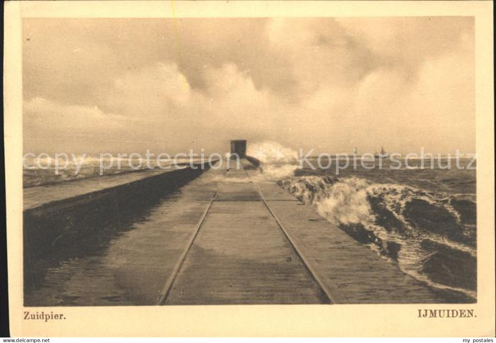 Ijmuiden Zuidpier Brandung