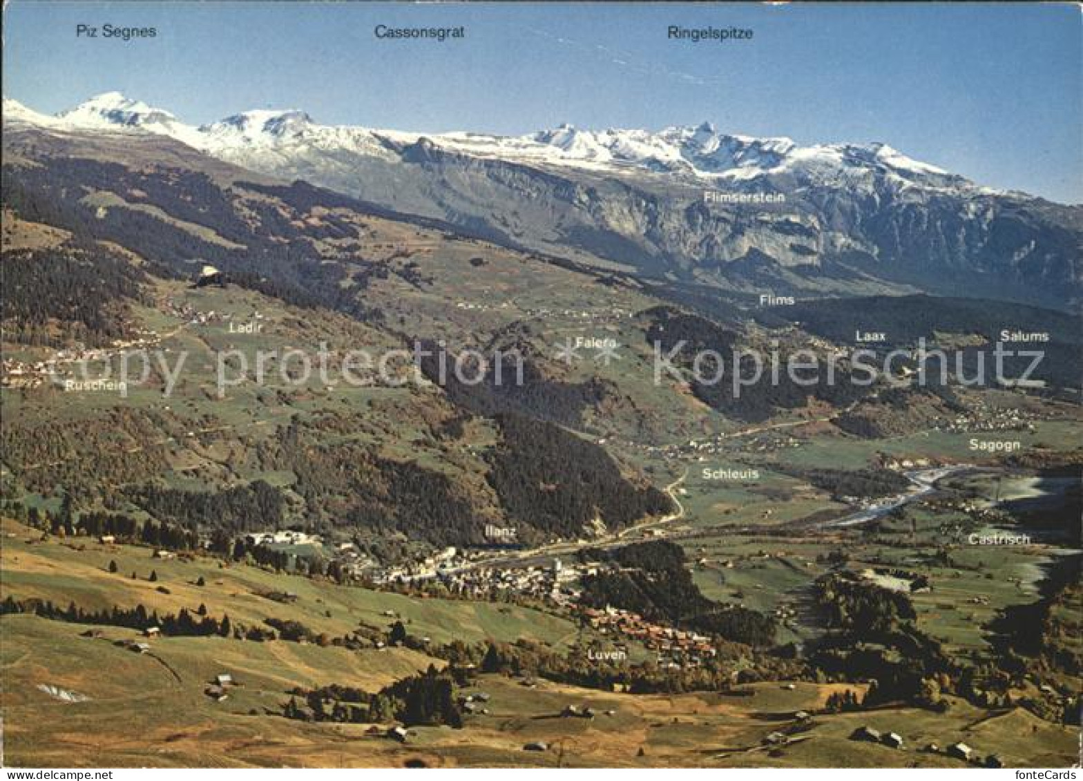 Ilanz GR Blick vom Piz Mundaun