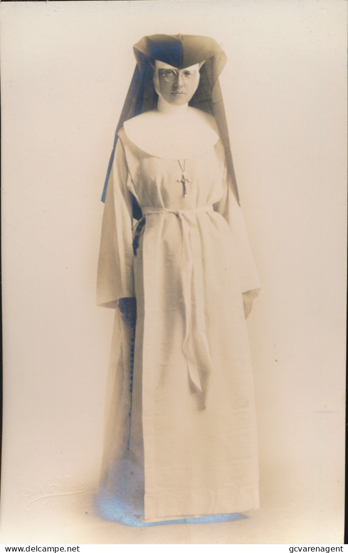 ILES PHILIPPINES  MANILLE 23 SEPT 1931. NON     CARTE PHOTO.       2 SCANS