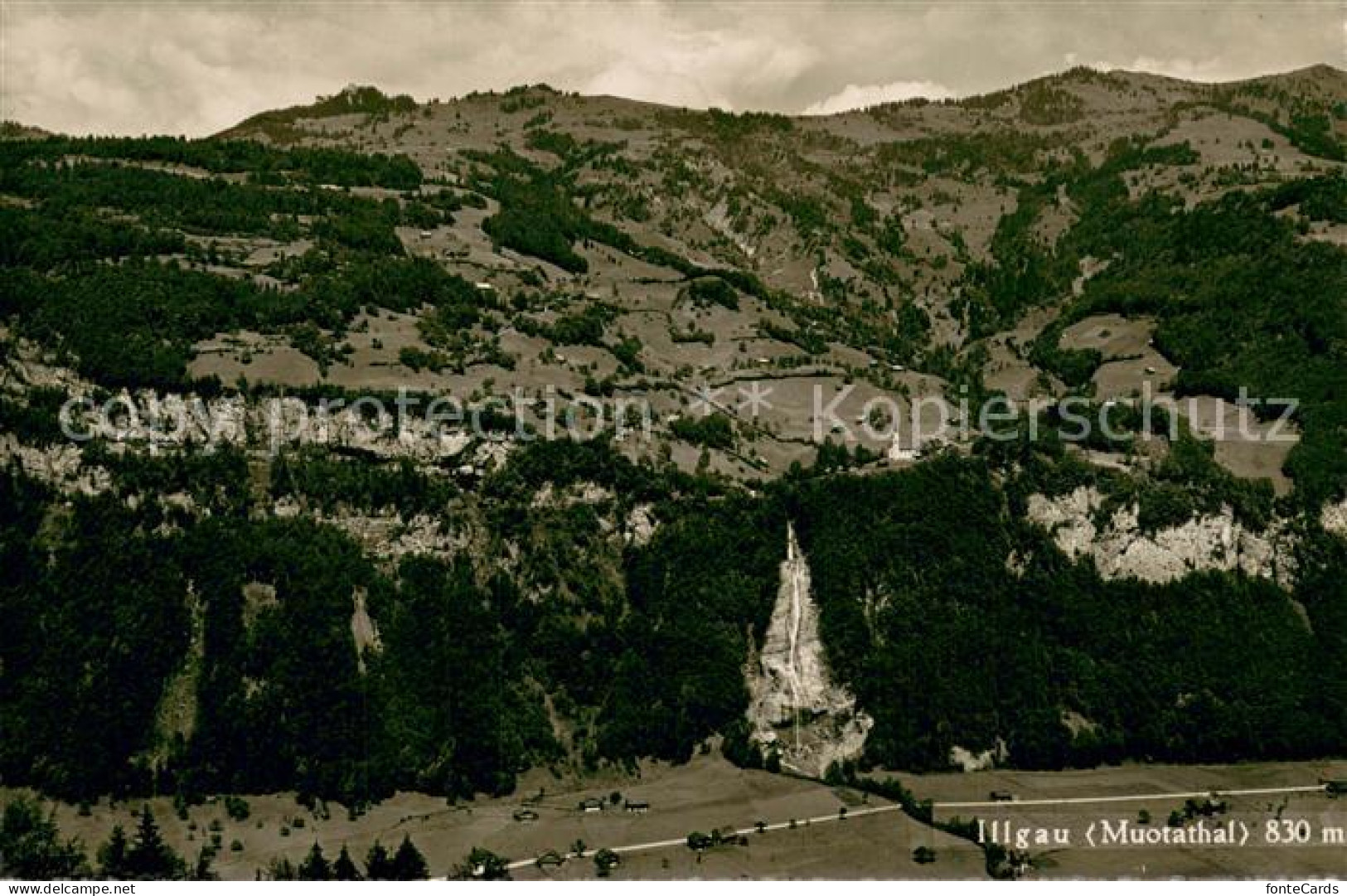 Illgau Panorama Blick ins Muotathal