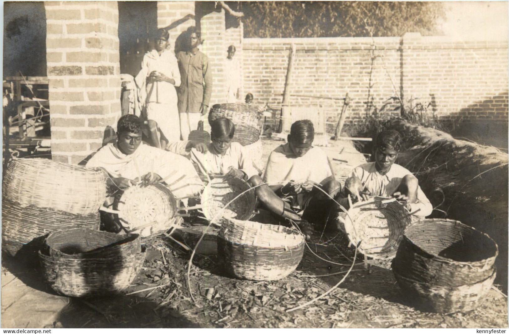 Indien - Korbmacher