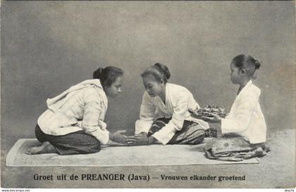 PC Groet uit PREANGER Vrouwen elkander groetend INDONESIA (a18692)