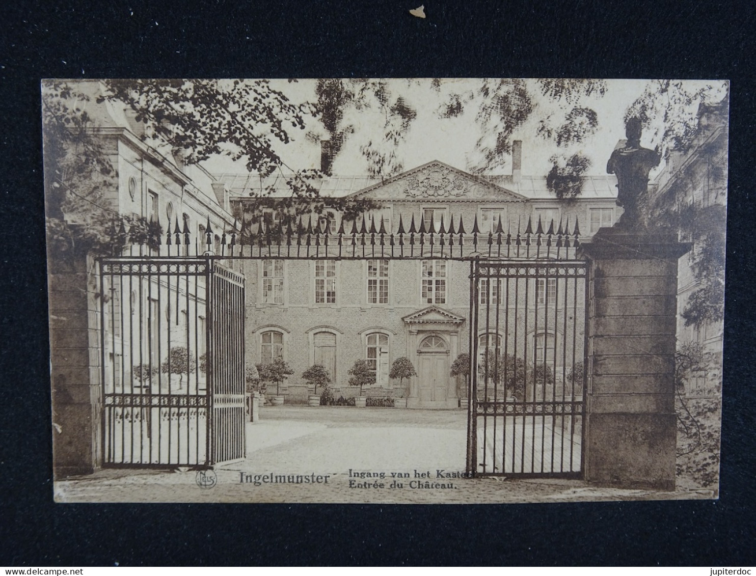 Ingelmunster Entrée du Château