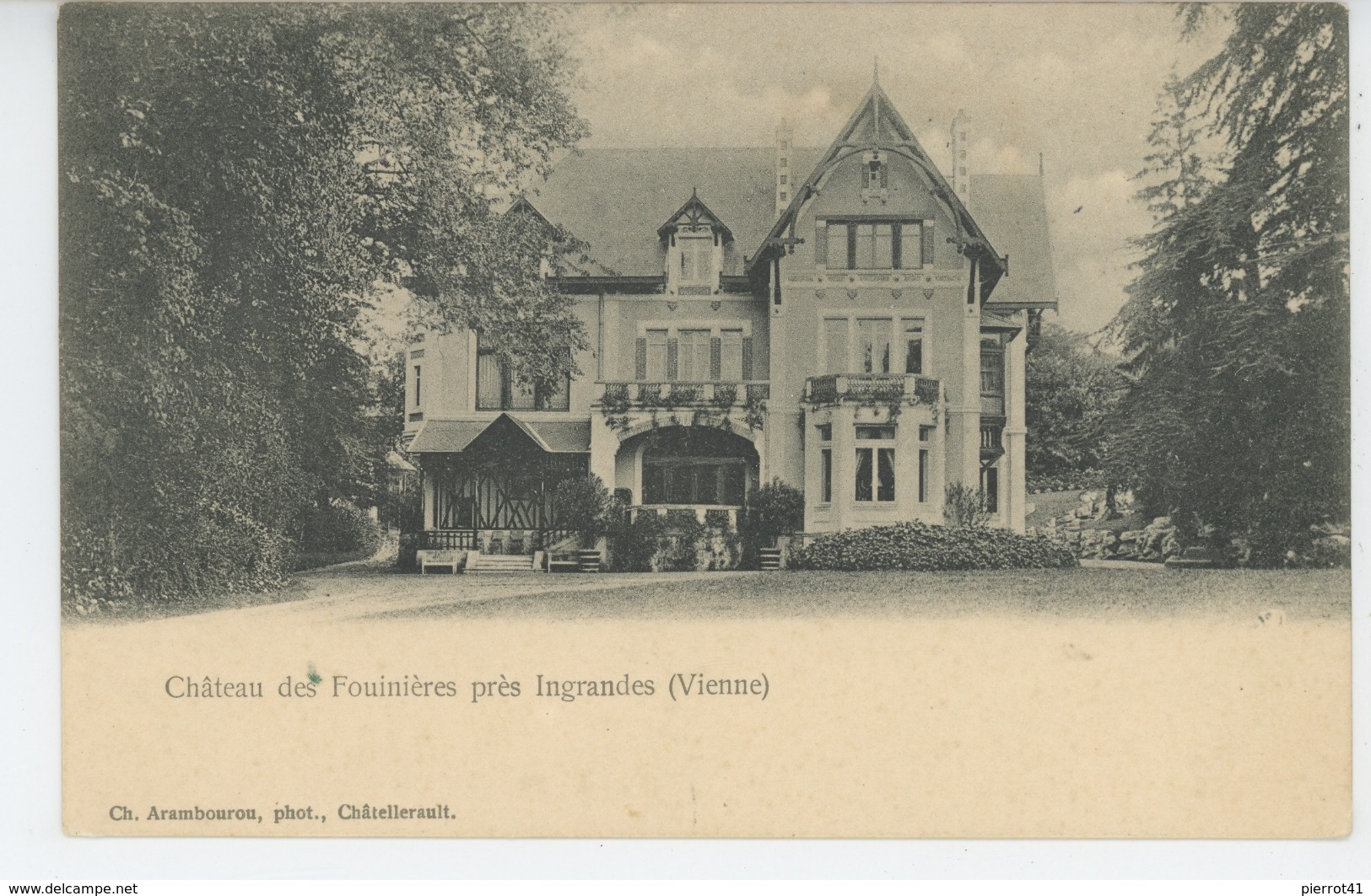 INGRANDES - Château des Fouinières