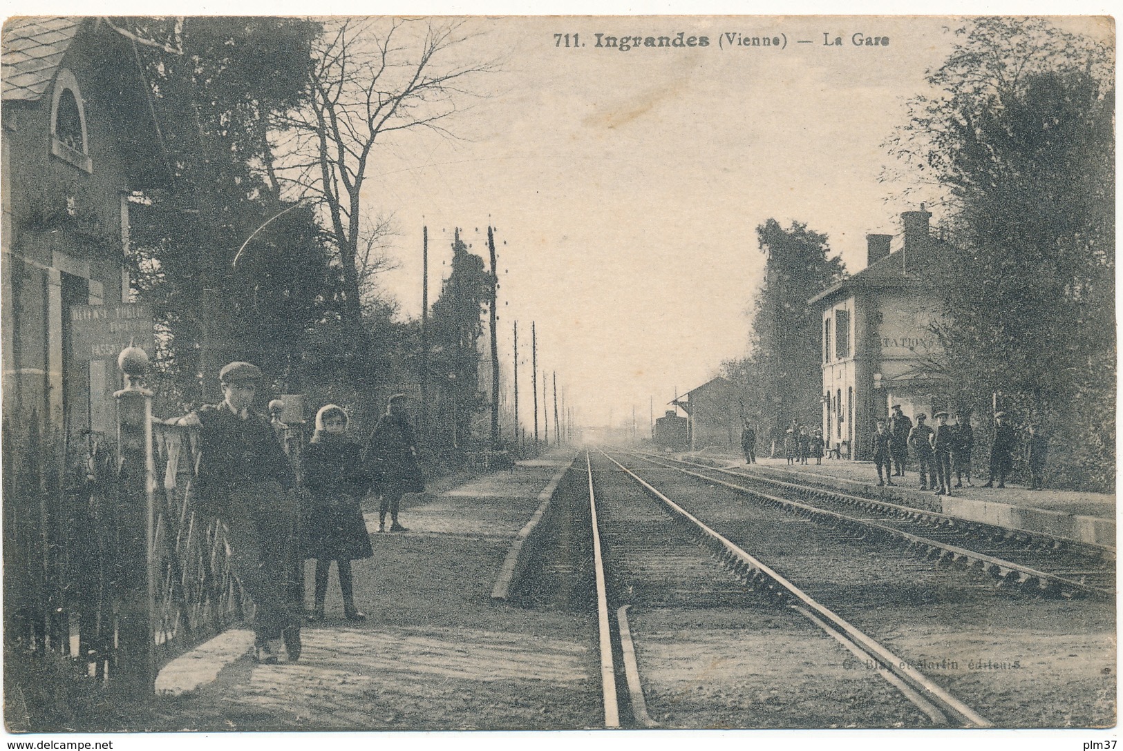 INGRANDES - La Gare