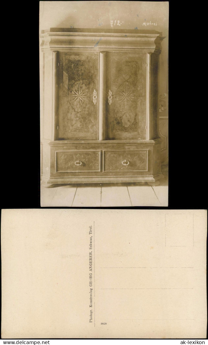 Innergschlöß-Matrei in Osttirol Historischer Schrank Fotokarte 1910