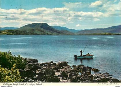 Irlande - Mayo - Fishing on Lough Mask - Ireland - CPM - Voir Scans Recto-Verso