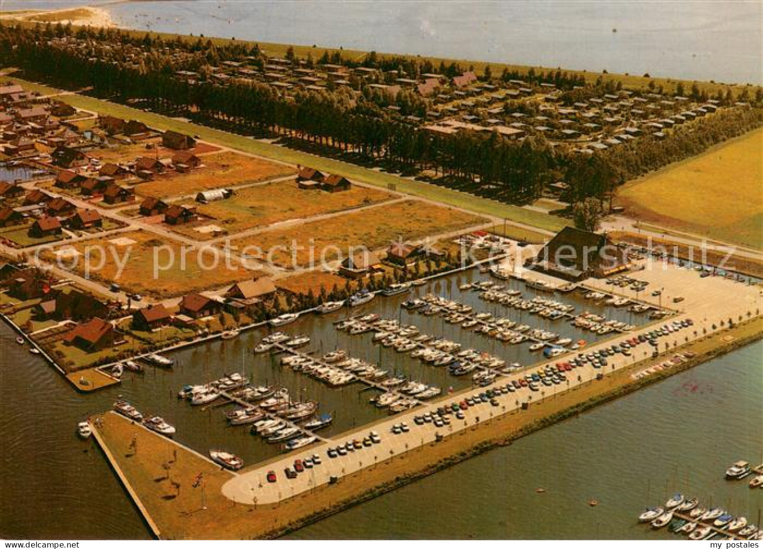 Iselmar Lemmer NL Jachthaven en Bungalowpark Fliegeraufnahme