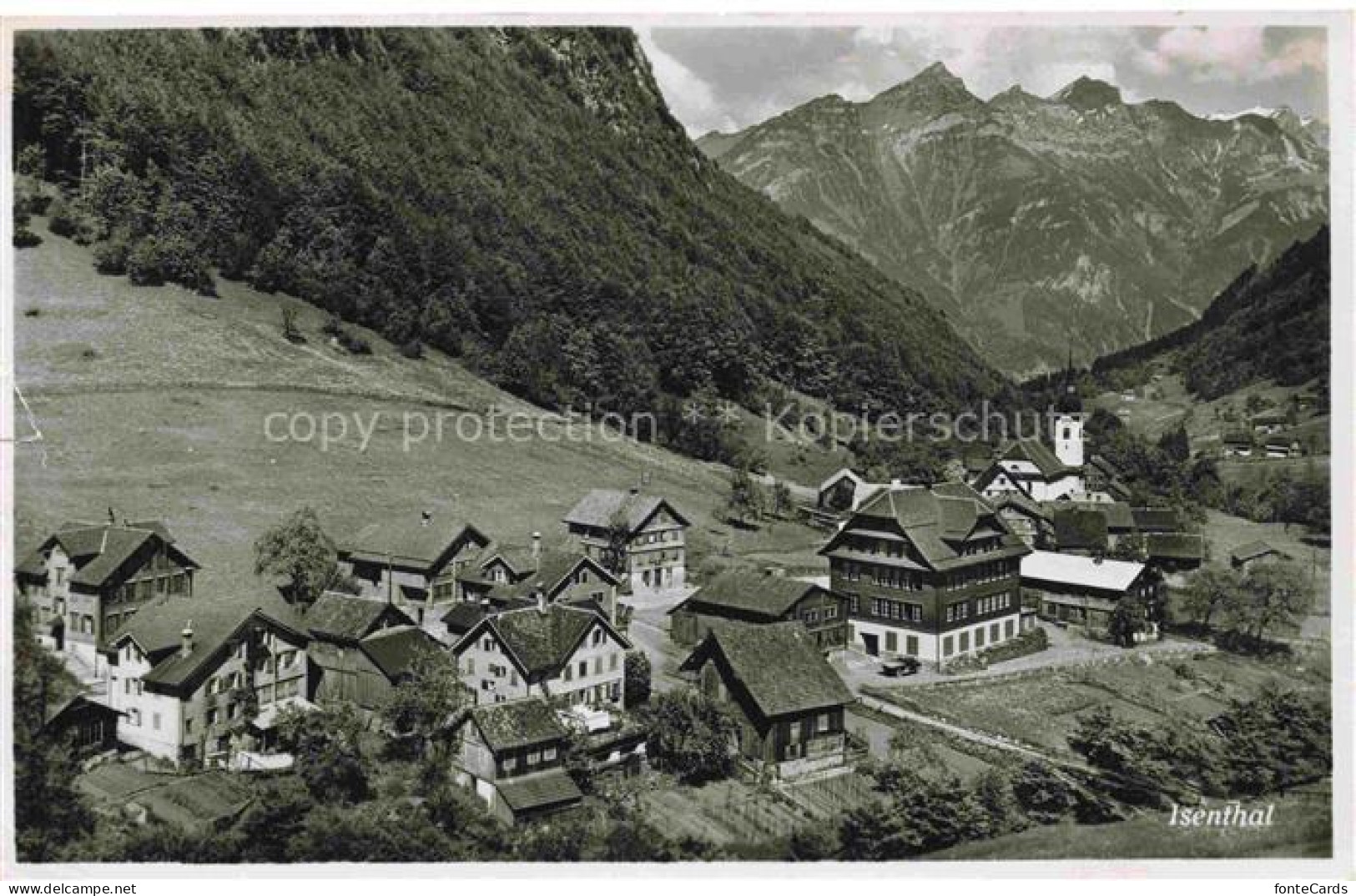 Isenthal Isenthal Jsental Jsenthal UR Panorama Ansicht mit Kirche Alpen