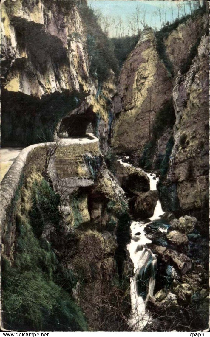 Isere - Vercors - Paysage Le Defile - CPA