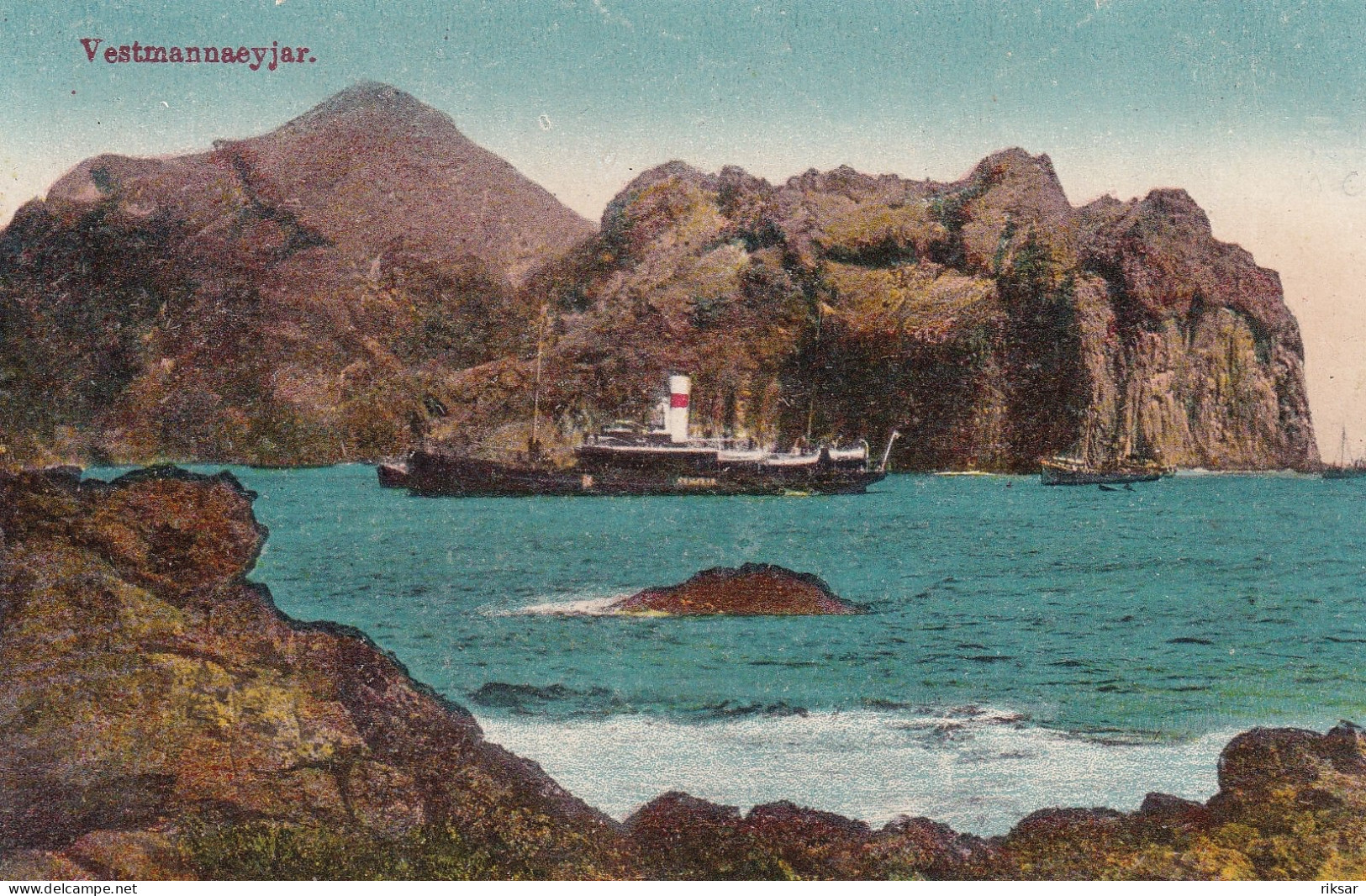 ISLANDE(VESTMANNAEYJAR) BATEAU PAQUEBOT