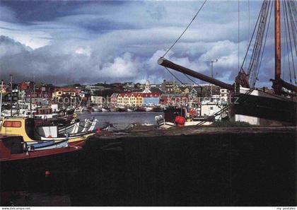 Torshavn Faroe Islands DK Hafen Fischerboote Altstadt Kirche Segelboot Hauser Wo