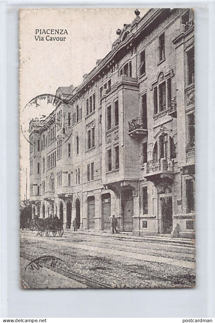 Italia - PIACENZA - Via Cavour