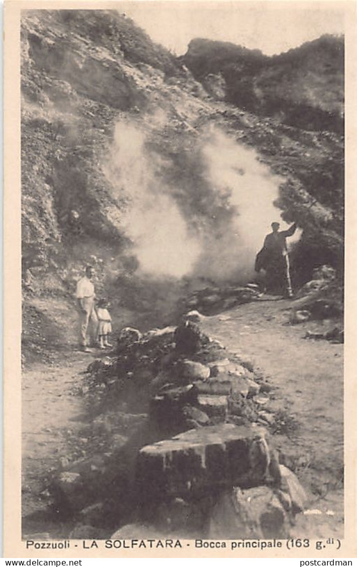 Italia - POZZUOLI - La Solfatara - Bocca principale