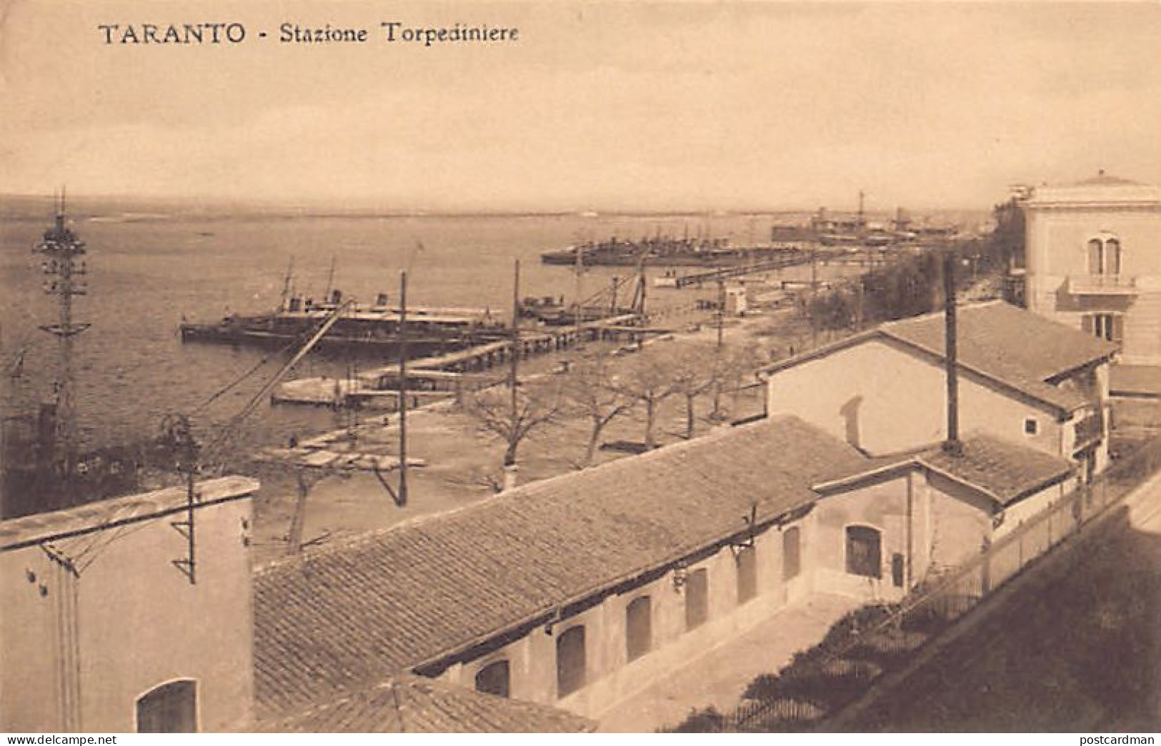 Italia - TARANTO - Stazione Torpediniere