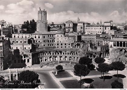 ITALIE ROME MERCATI TRAIANEI