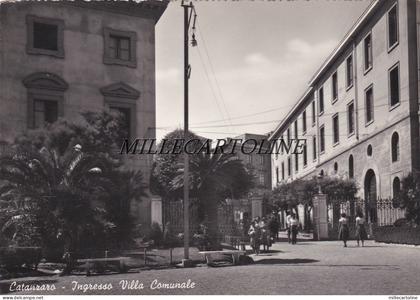 CATANZARO: Ingresso Villa Comunale