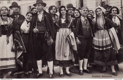 #L'AQUILA: COSTUMI ABRUZZESI