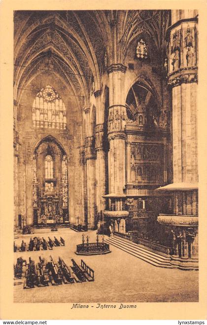 A654 Italy Milan Milano Cathedral Interior Duomo vintage postcard