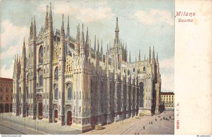 B658 Italy Milano Milan Duomo Cathedral vintage postcard