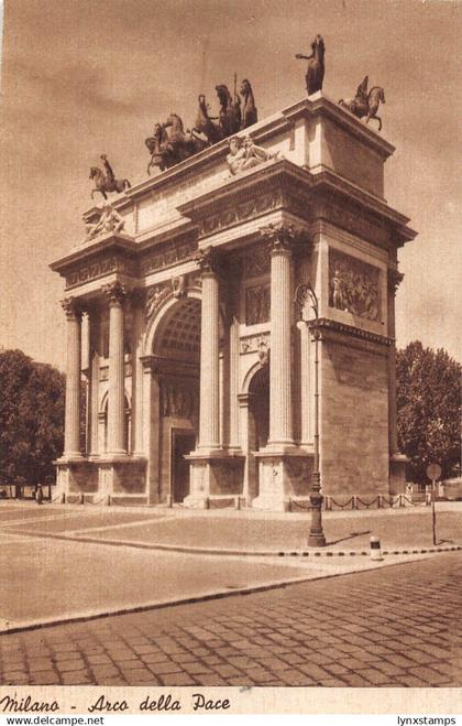 A227 Italy 1938 Milano Milan Arco della Pace vintage postcard