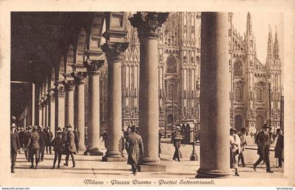 A796 Italy Milano Milan Piazza Duomo Portici Settentrionali vintage postcard
