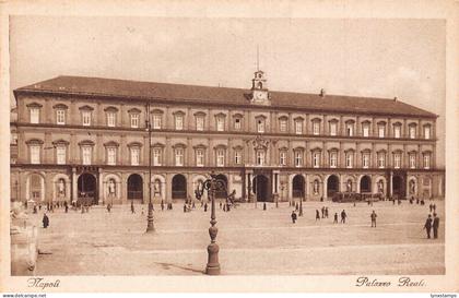 A807 Italy Napoli Naples Palazzo Reale vintage postcard