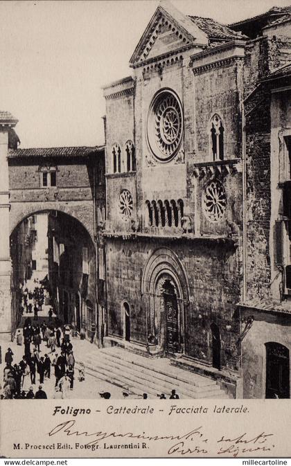 #FOLIGNO: CATTEDRALE - FACCIATA LATERALE