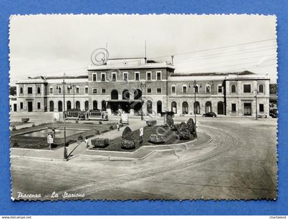 Cartolina Piacenza - La Stazione - 1953