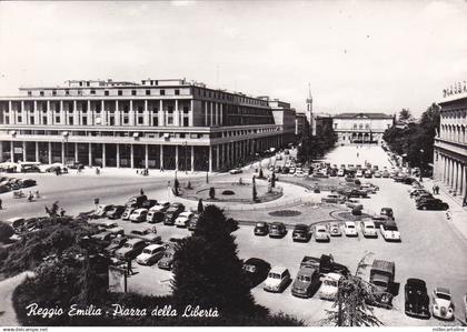 REGGIO EMILIA - Piazza della Libertà
