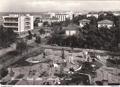 * RICCIONE - Alberghi al mare