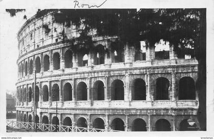 A229 Italy 1931 Rome Roma Colosseum Detail vintage postcard
