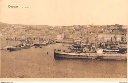 Italia - TRIESTE - Porto