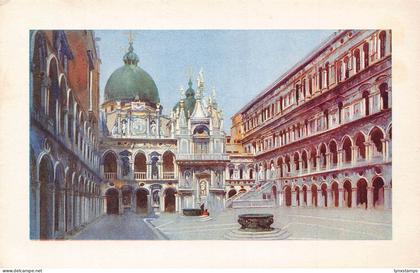 A807 Italy Venezia Venice Palazzo Ducale Palace vintage postcard