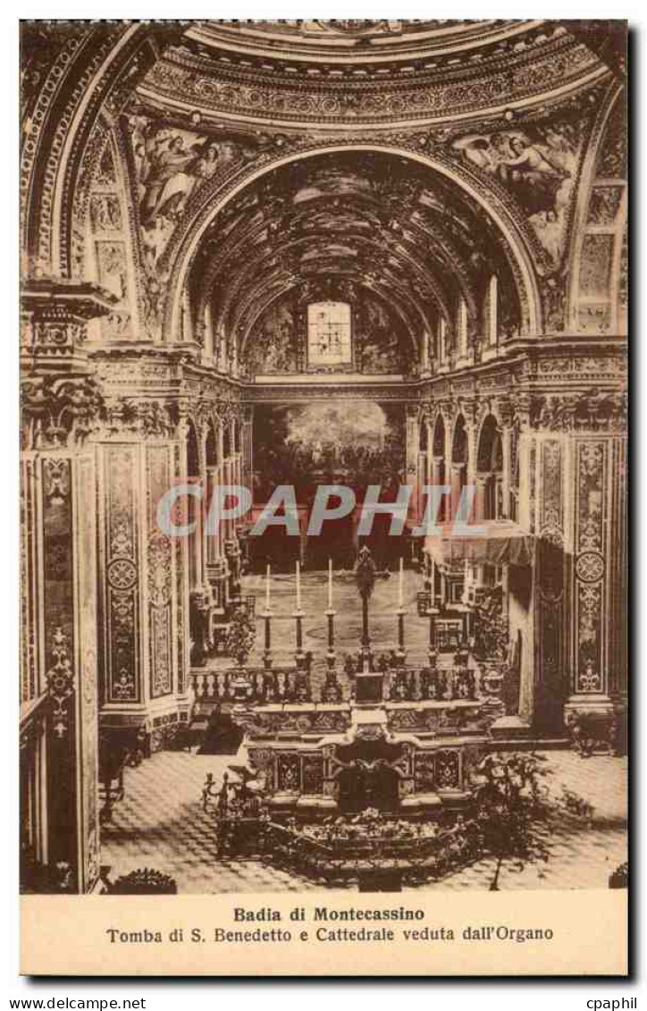 Italie Italia Badia di Montecassino CPA Tomba di S Benedetto e cattedrale veduta dall organo