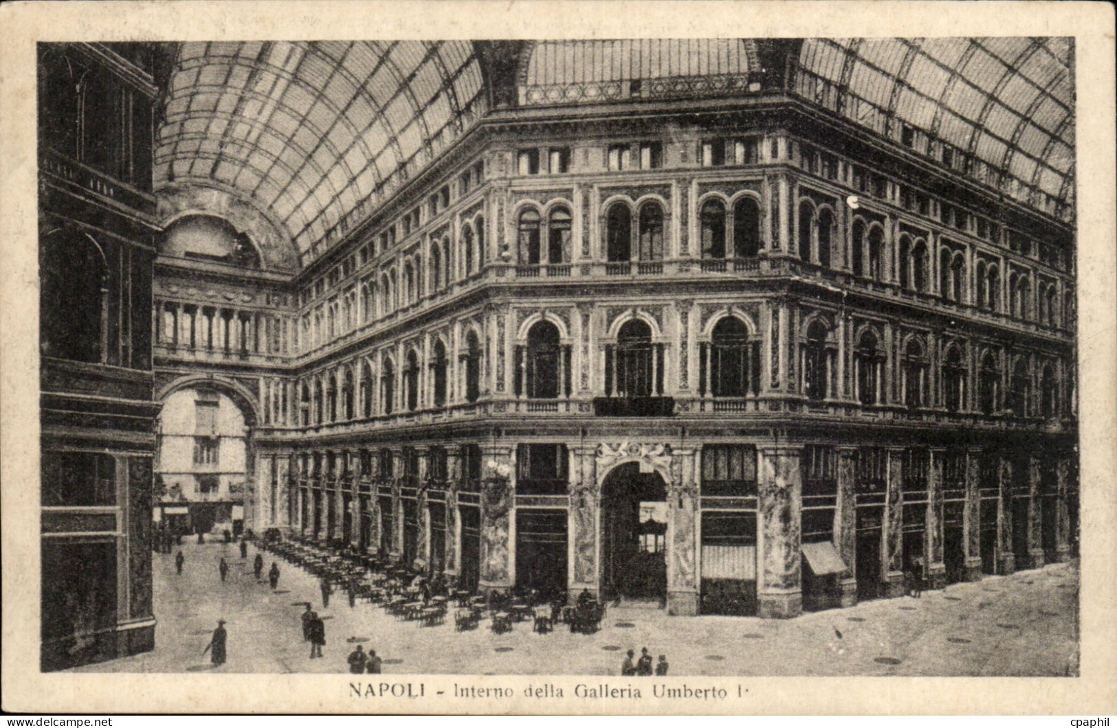 italie Italie Napoli CPA Interno della Galleria Umberto